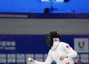 米兰真人-意大利击剑运动员拔剑起舞获胜