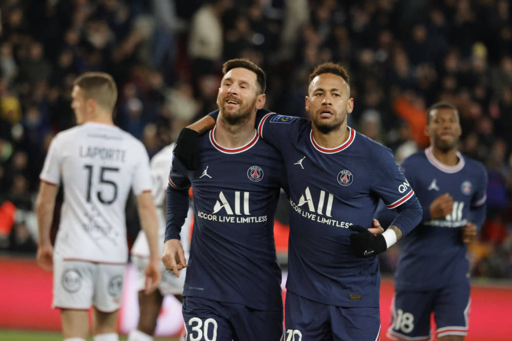 马赛绝杀巴黎圣日完美收官法国联赛