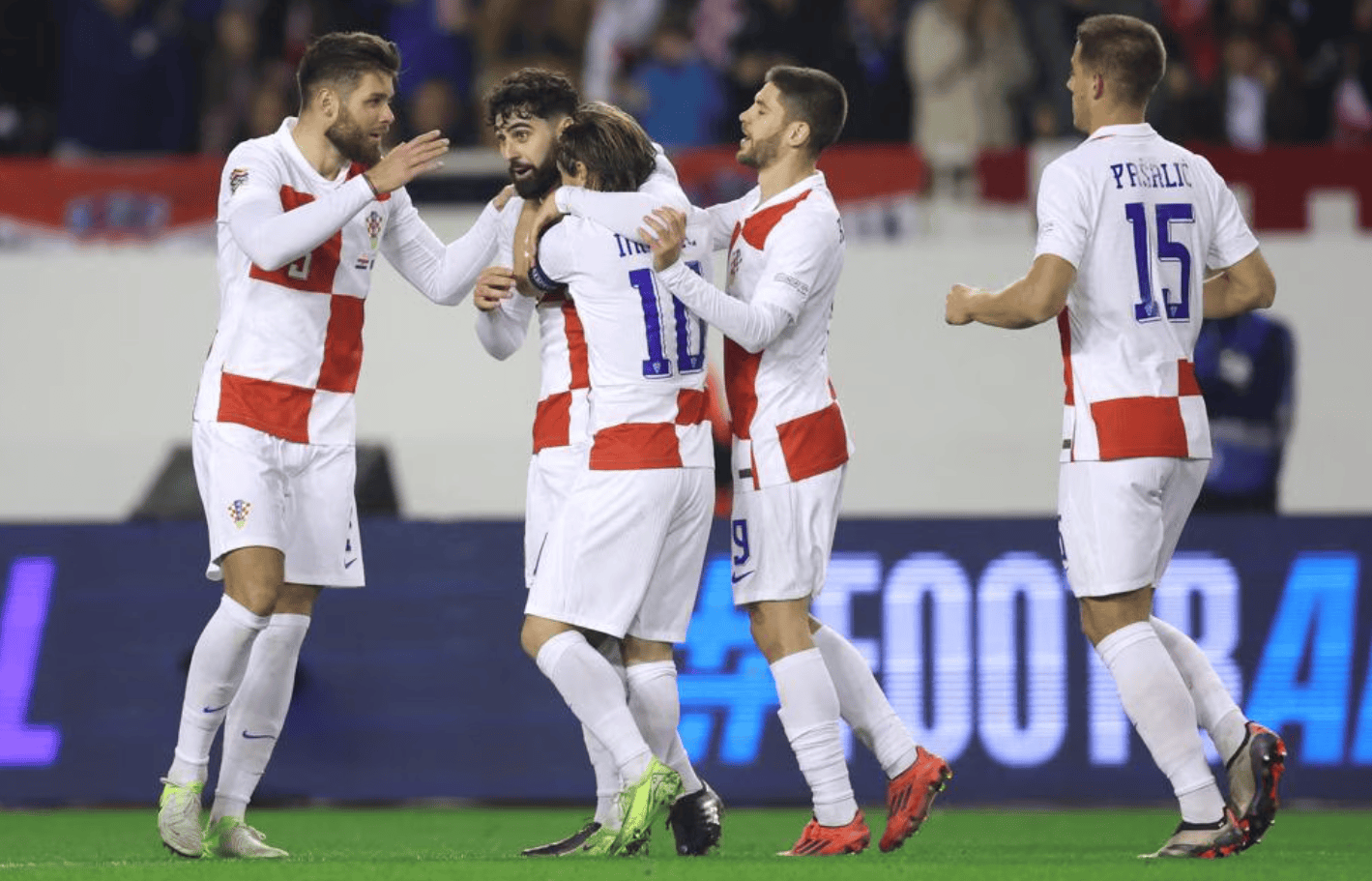 法国大胜克罗地亚，双杀晋级四强