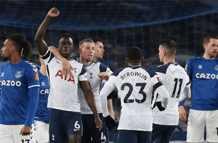 瓦朗谢纳主场获胜，走出颓势