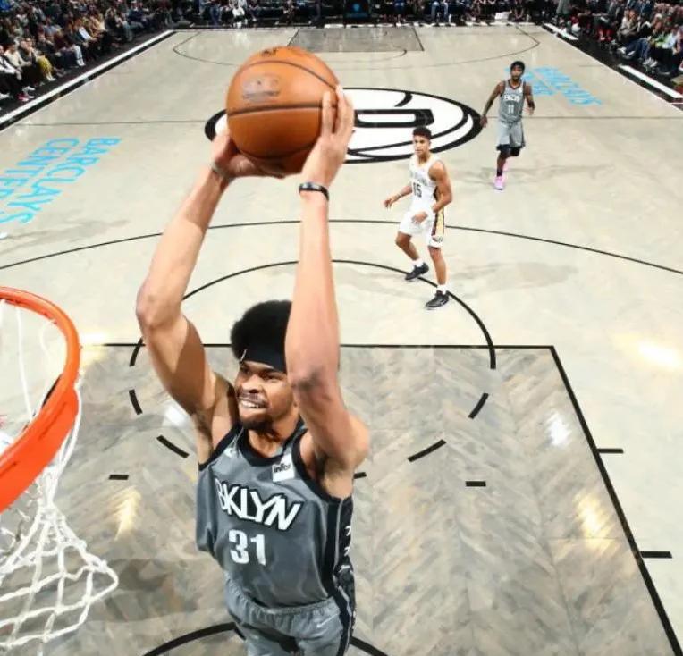 篮网力克掘金，欧文砍下35分