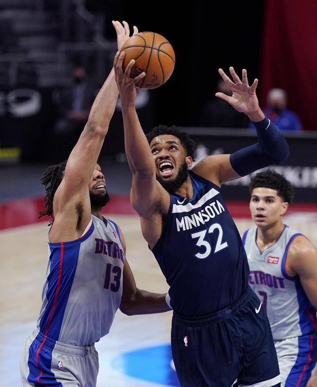 活塞主场大胜魔术，霍伯特砍下27分的简单介绍