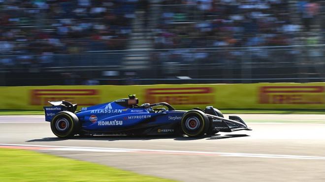 梅赛德斯逆转索伯车队,塞恩斯点燃赛场的简单介绍 梅赛德斯逆转索伯车队,塞恩斯点燃赛场的简单介绍